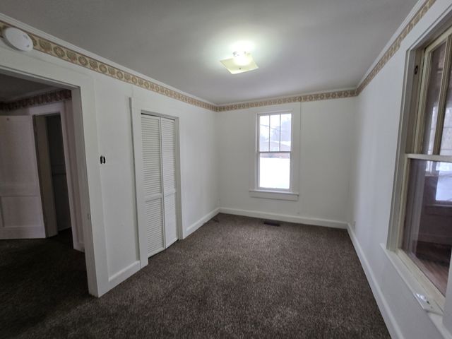 328 Edmondson Ferry Rd, Clarksville, TN 37040