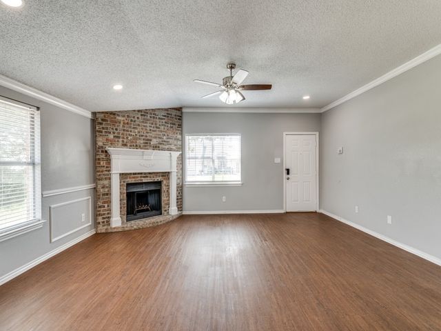 5008 Mill Creek Trail, Fort Worth, TX 76179