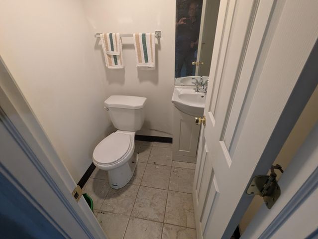 22909 Newport Street, Southfield City, MI 48075