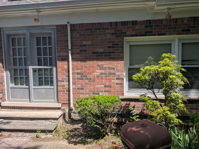22909 Newport Street, Southfield City, MI 48075