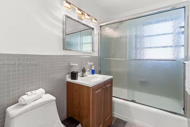 909 NE 7th Street, Pompano Beach, FL 33060