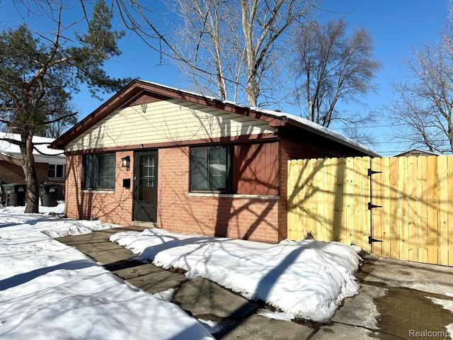 27032 Joan Street, Taylor, MI 48180