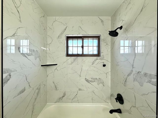 27032 Joan Street, Taylor, MI 48180