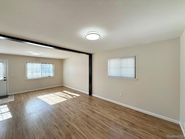 27032 Joan Street, Taylor, MI 48180