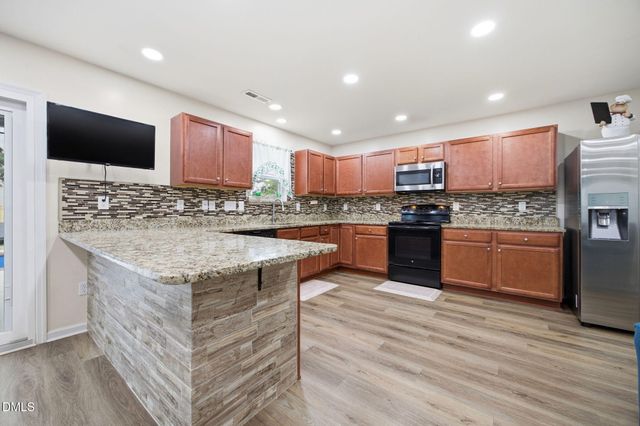 709 Tannerwell Avenue, Wake Forest, NC 27587