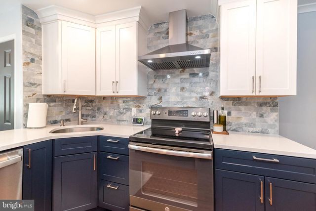 218 BUCHANAN ST, Phoenixville, PA 19460