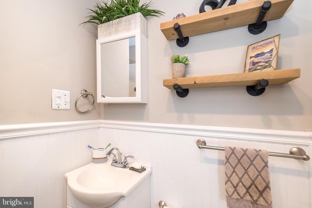218 BUCHANAN ST, Phoenixville, PA 19460