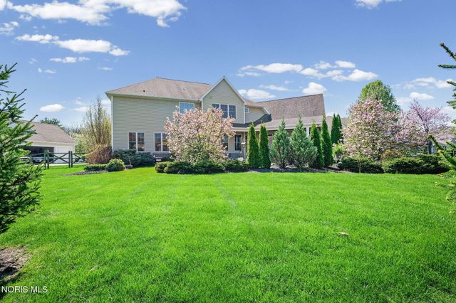 3832 Timber Valley Drive, Maumee, OH 43537