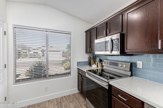 2245 E SOFT WIND Drive, Phoenix, AZ 85024