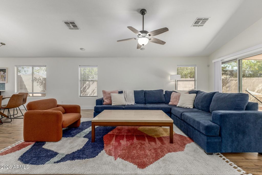 2245 E SOFT WIND Drive, Phoenix, AZ 85024