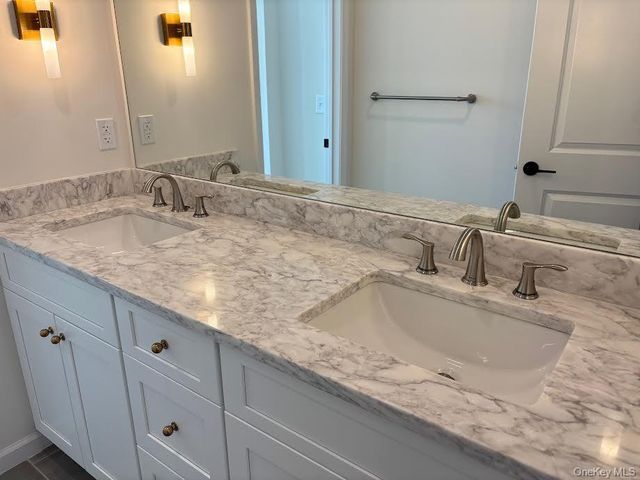 3 Rosewood Lane, Salisbury Mills, NY 12577