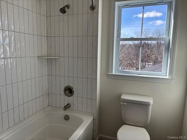 3 Rosewood Lane, Salisbury Mills, NY 12577