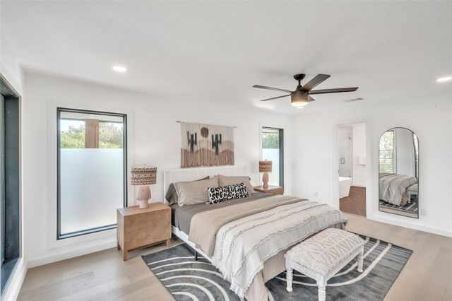 2100 Apricot Glen DR, Austin, TX 78746