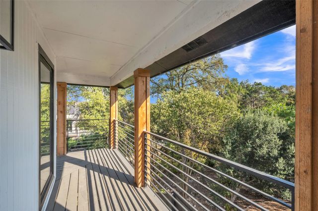 2100 Apricot Glen DR, Austin, TX 78746