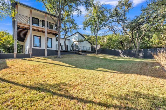 2100 Apricot Glen DR, Austin, TX 78746