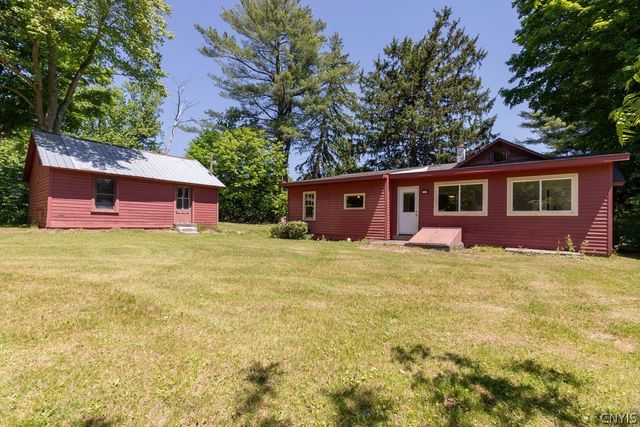2063 State Route 48, Granby, NY 13069