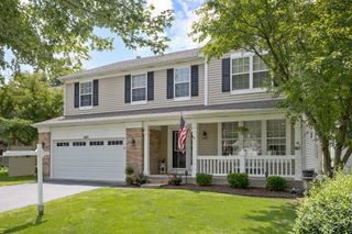655 S Haverhill Lane, South Elgin, IL 60177