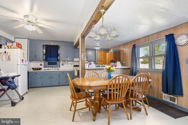 14 FAIR AVE, Hanover, PA 17331