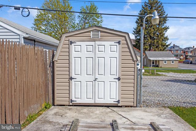 14 FAIR AVE, Hanover, PA 17331