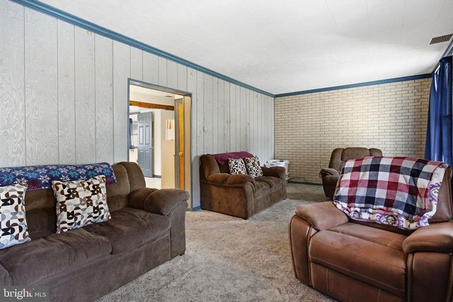 14 FAIR AVE, Hanover, PA 17331