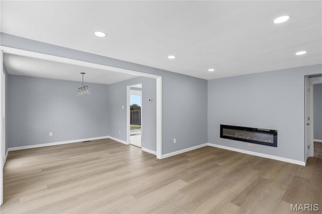 32 Plum Tree Drive, St Peters, MO 63376