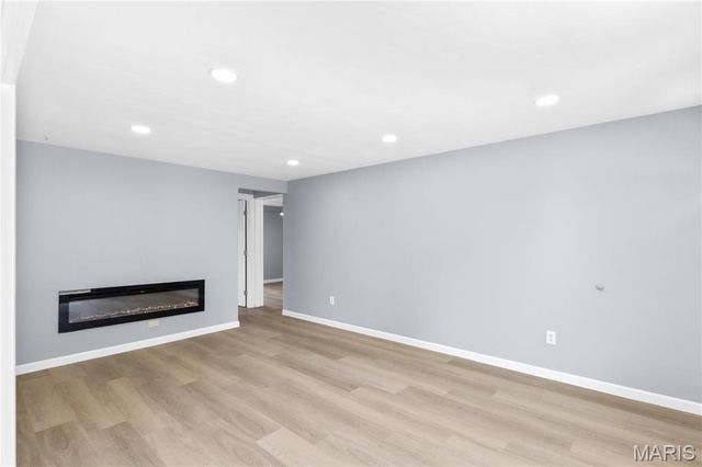 32 Plum Tree Drive, St Peters, MO 63376