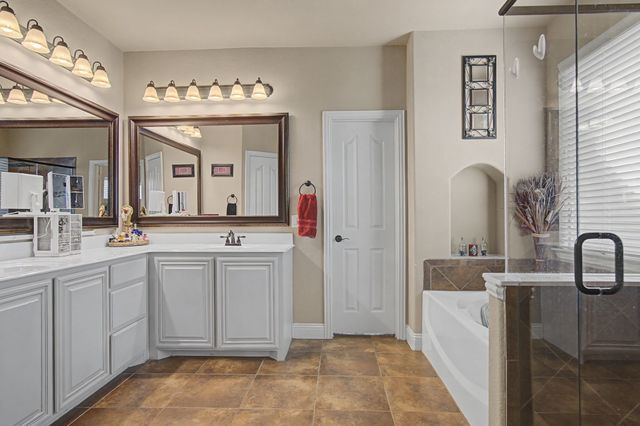 5728 Brookside Drive, Denton, TX 76226