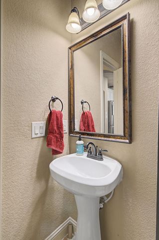 5728 Brookside Drive, Denton, TX 76226