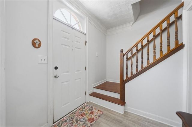7505 Saint Charles Square, Roswell, GA 30075