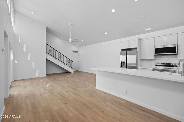 2933 N CASA TOMAS Court, Phoenix, AZ 85016