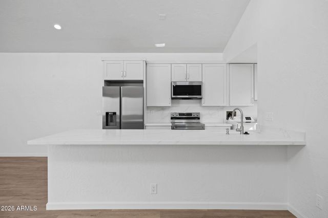 2933 N CASA TOMAS Court, Phoenix, AZ 85016