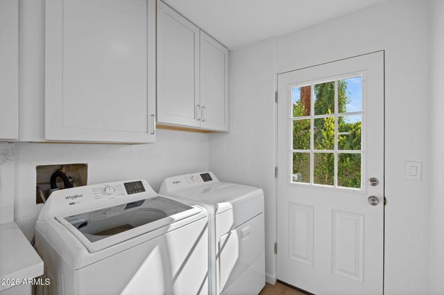 2933 N CASA TOMAS Court, Phoenix, AZ 85016