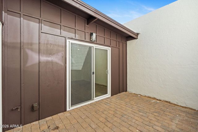 2933 N CASA TOMAS Court, Phoenix, AZ 85016