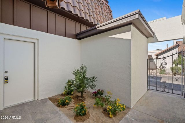 2933 N CASA TOMAS Court, Phoenix, AZ 85016