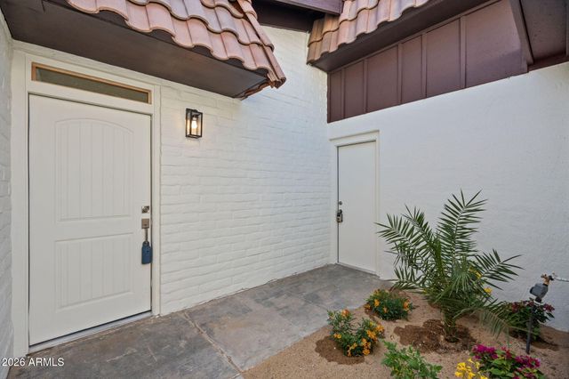 2933 N CASA TOMAS Court, Phoenix, AZ 85016