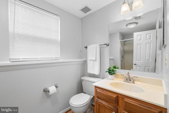 20944 ROOTSTOWN TER, Ashburn, VA 20147