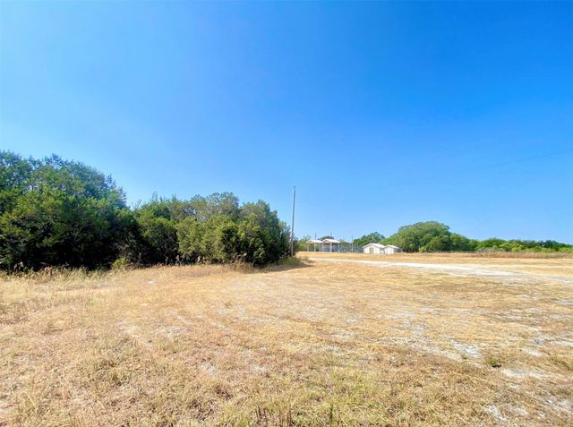 5407 Cold Water Court, Granbury, TX 76048