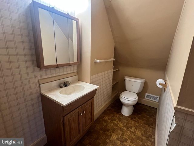 1 EASTSHIP RD, Baltimore, MD 21222