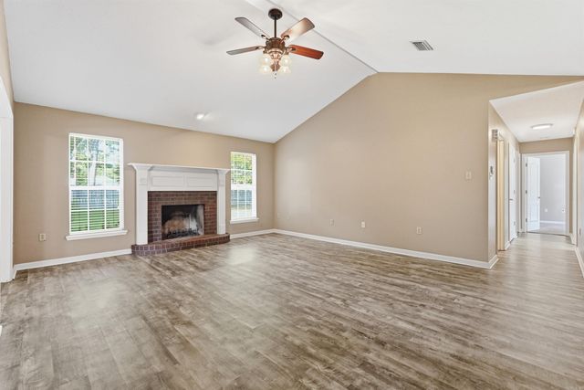 104 Applegate, Conway, AR 72034