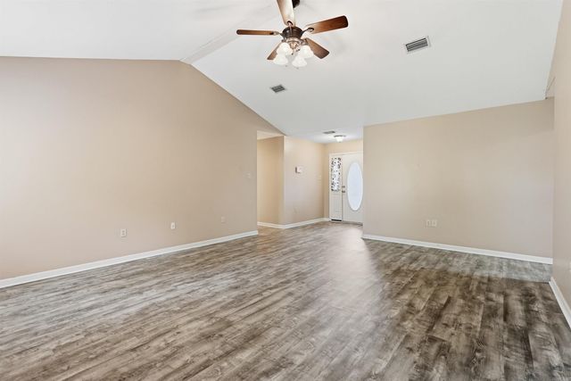 104 Applegate, Conway, AR 72034