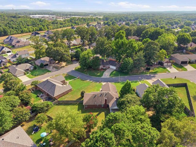 104 Applegate, Conway, AR 72034