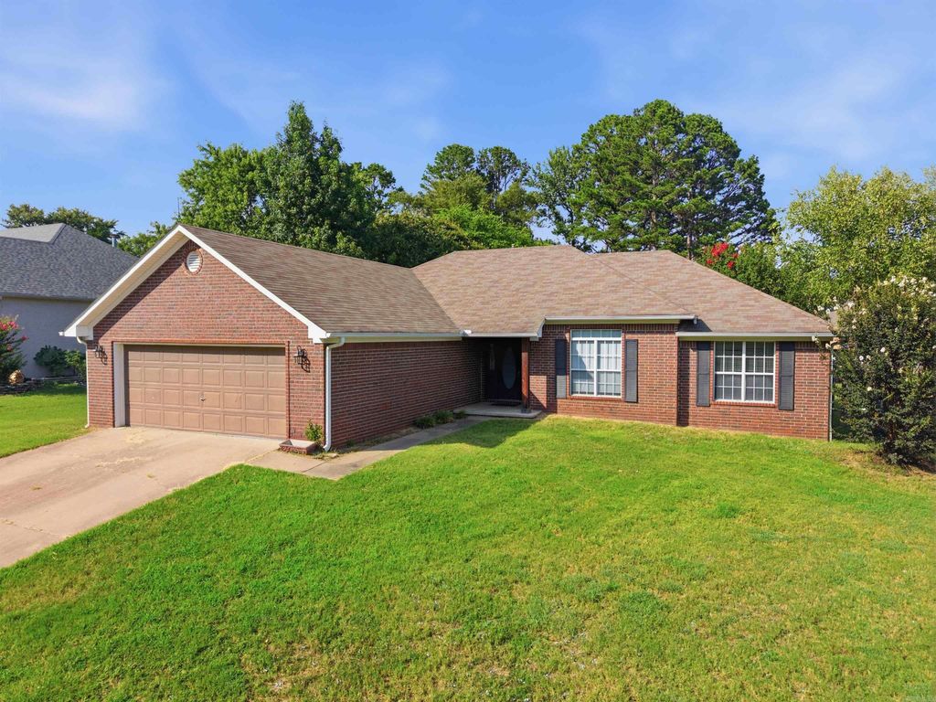 104 Applegate, Conway, AR 72034