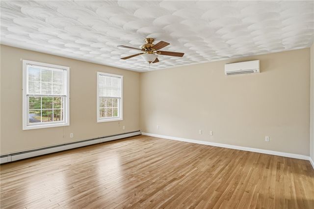 138 Dover Lane, Richmond, RI 02812