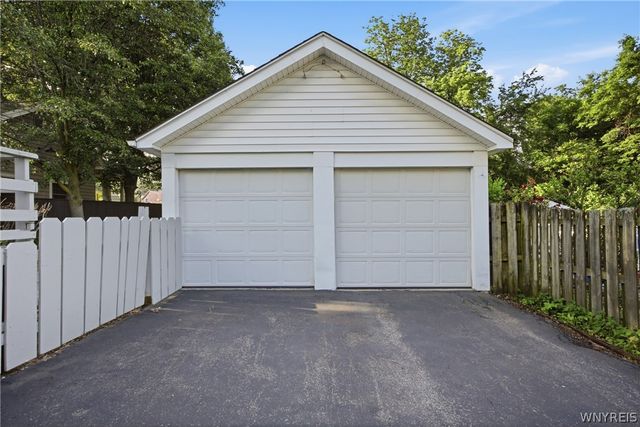 259 California Drive, Amherst, NY 14221