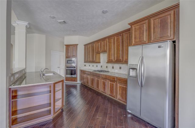 70 S Almondell Circle, The Woodlands, TX 77354