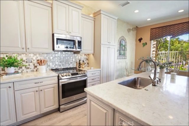 15 Pacifica, Aliso Viejo, CA 92656