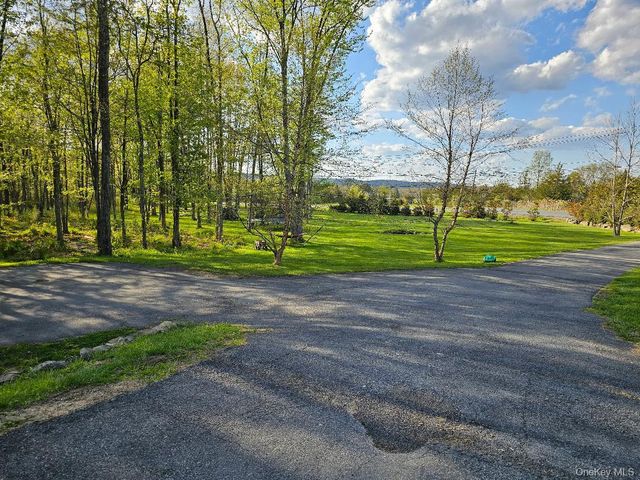 375 Eatontown Road, Port Jervis, NY 12771