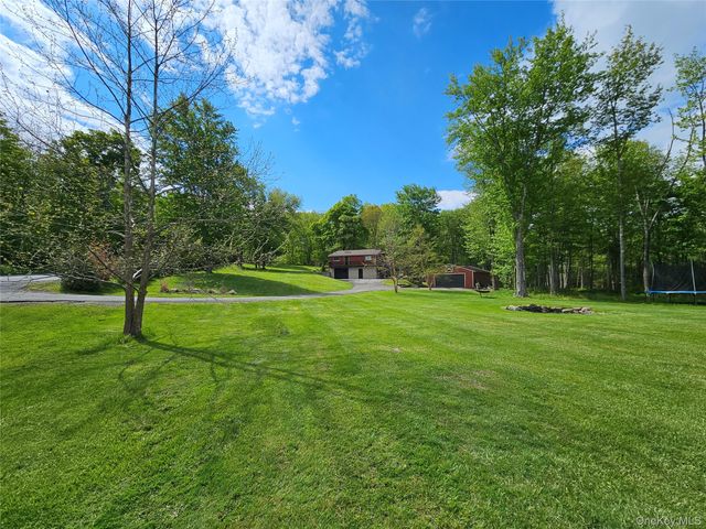 375 Eatontown Road, Port Jervis, NY 12771