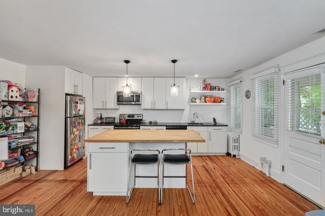 1105 YOUNGS FORD RD, Gladwyne, PA 19035