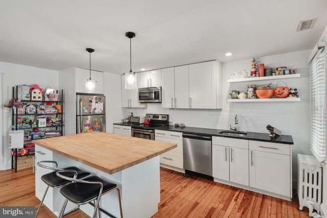 1105 YOUNGS FORD RD, Gladwyne, PA 19035